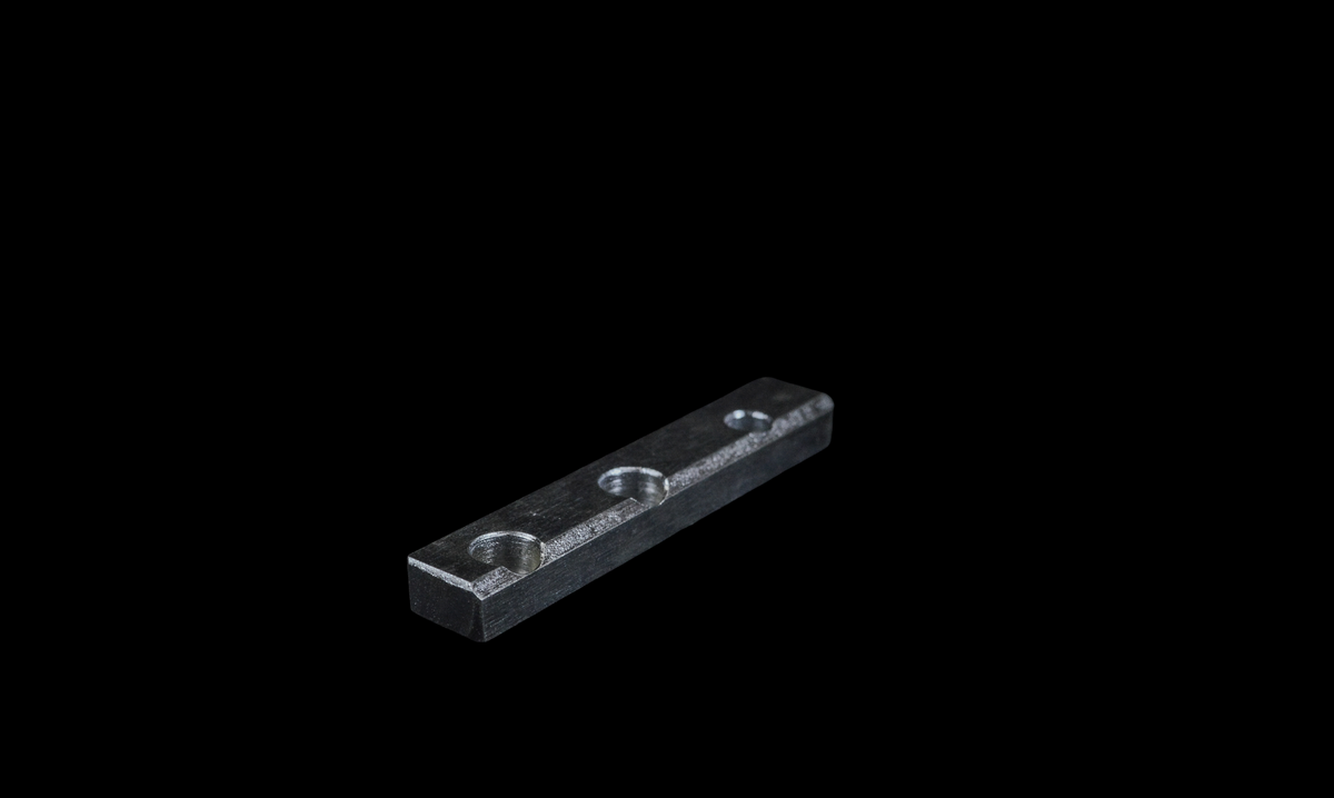 J/J2 Rear Gate Stop Bar