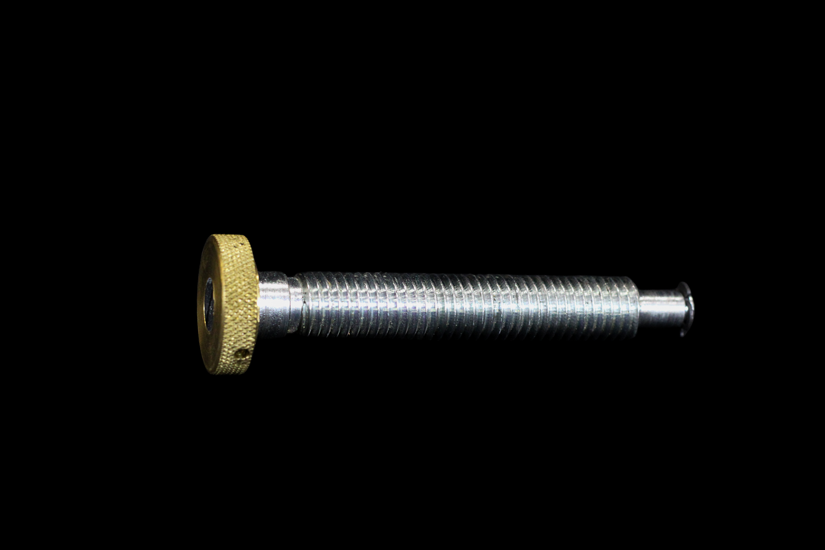 J/J2 Rear Gate Adjustment Screw