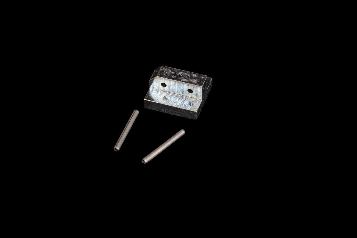J/J2 Rear Gate Latch Pad