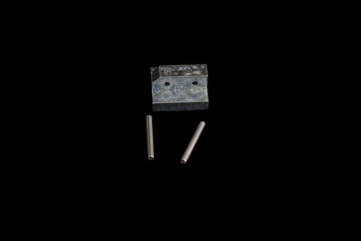 J/J2 Rear Gate Latch Pad