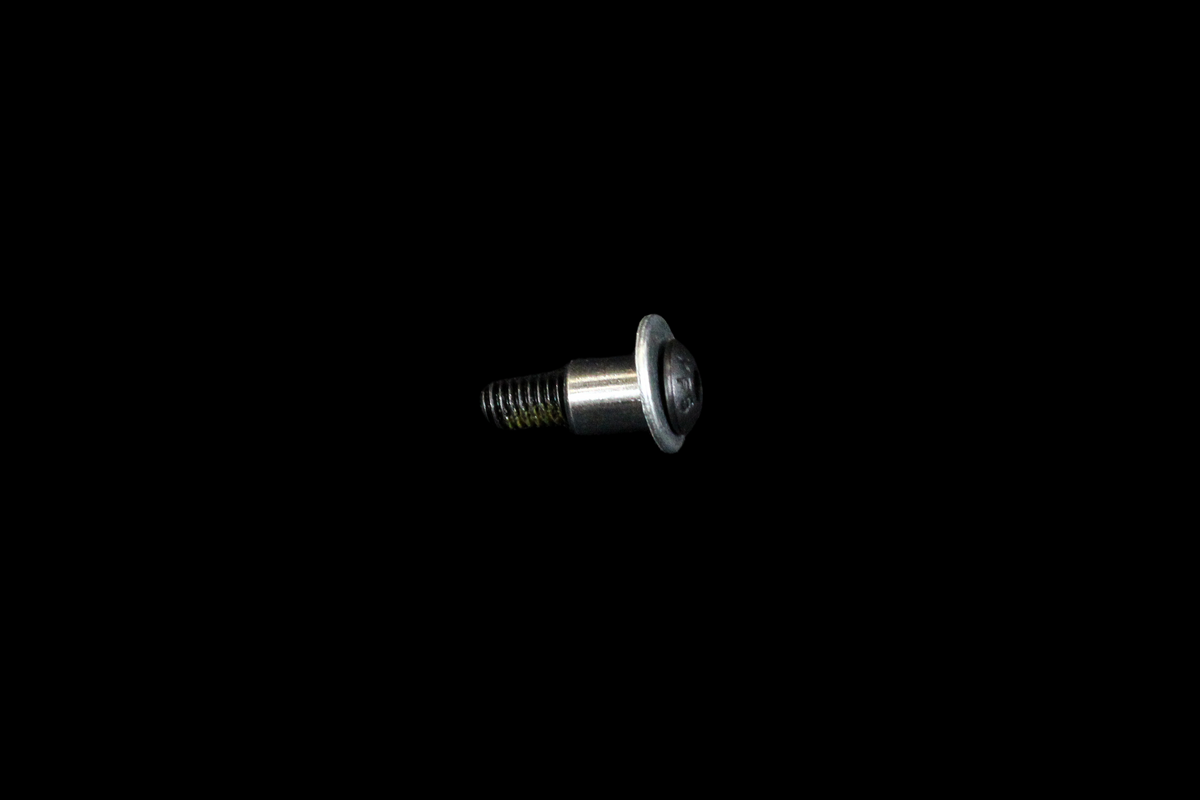 C2/J/J2 Front Cable Lifter Shoulder Screw